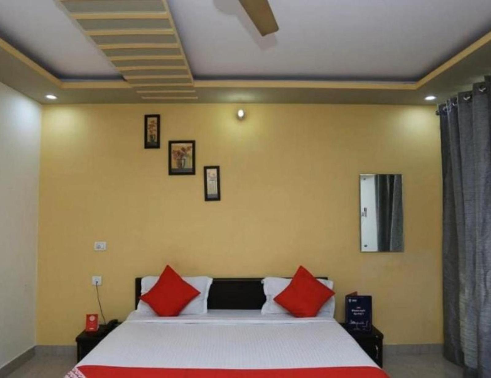 Hotel S K Palace Lucknow , Best Hotel In Lucknow , Hotel In Transport Nagar Lucknow ,Budget Hotels In Lucknow Bagian luar foto